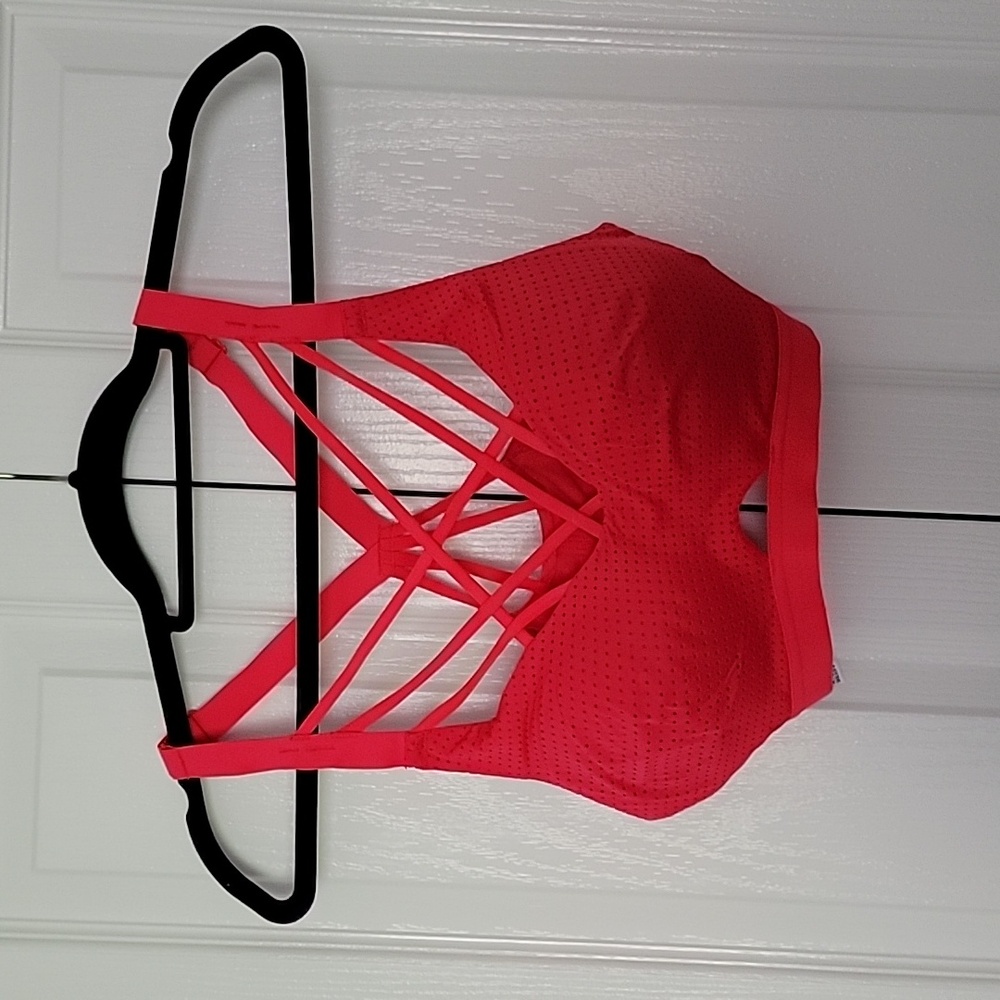 Victoria Secret Sports Bra Strappy